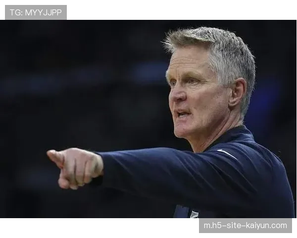 科尔应对主力缺阵策略 简化战术强调空间和球员移动