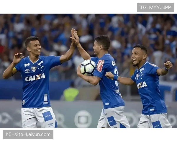 哥伦比亚中场创造力不足 J罗状态恢复程度影响进攻组织